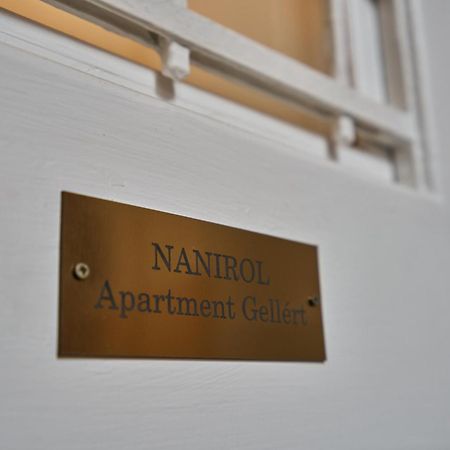 Nanirol Apartment At Gellert Bath Budapest Extérieur photo