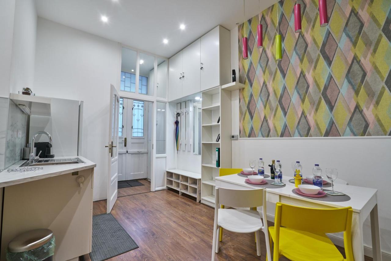 Nanirol Apartment At Gellert Bath Budapest Extérieur photo