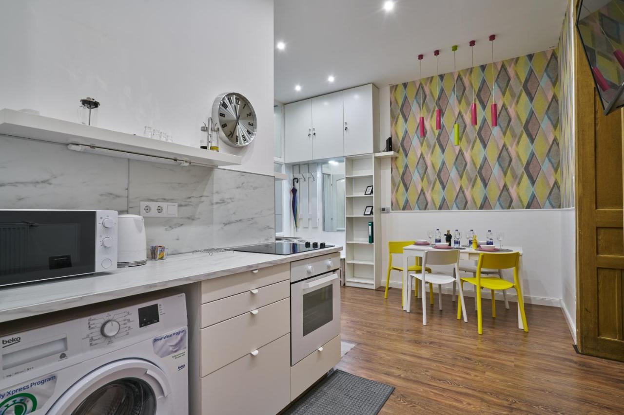 Nanirol Apartment At Gellert Bath Budapest Extérieur photo