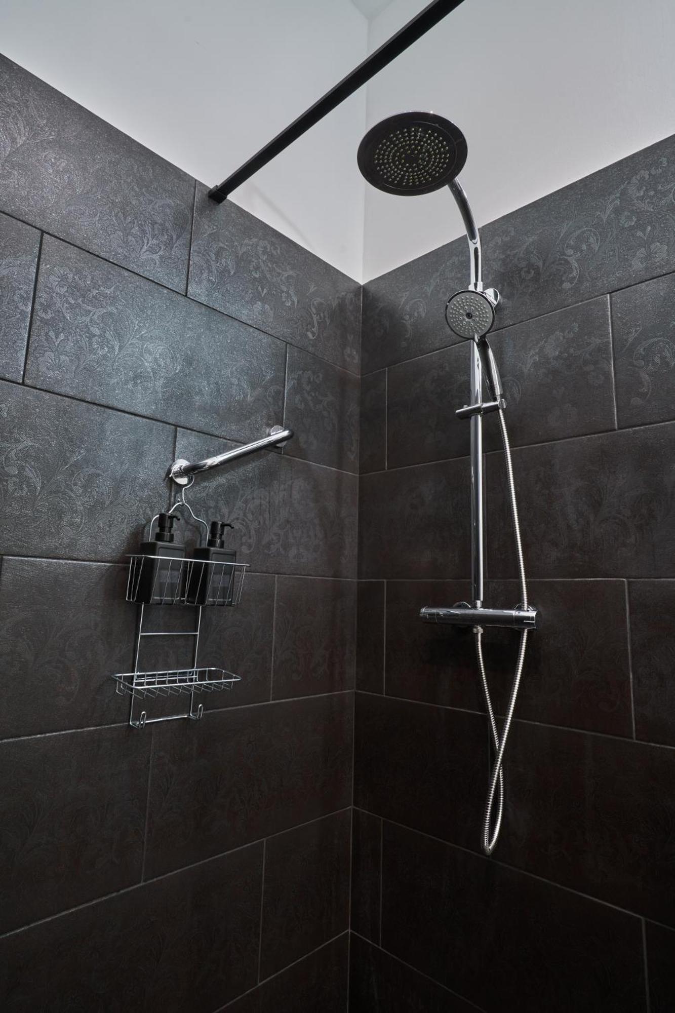 Nanirol Apartment At Gellert Bath Budapest Extérieur photo